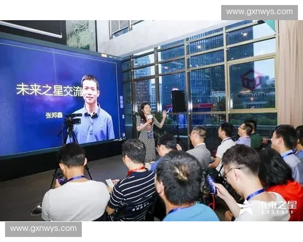 围绕弯心路线打造区域交通枢纽融合发展新格局与协同创新路径探析 围绕弯心路线打造区域交通枢纽融合发展新格局与协同创新路径探析