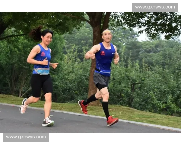 以耐力配速为核心打造高效长跑训练节奏提升持续表现科学进阶指南